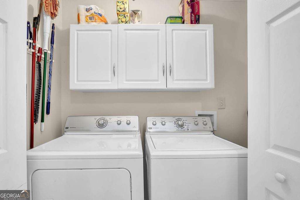 The Willows By The River - Residential