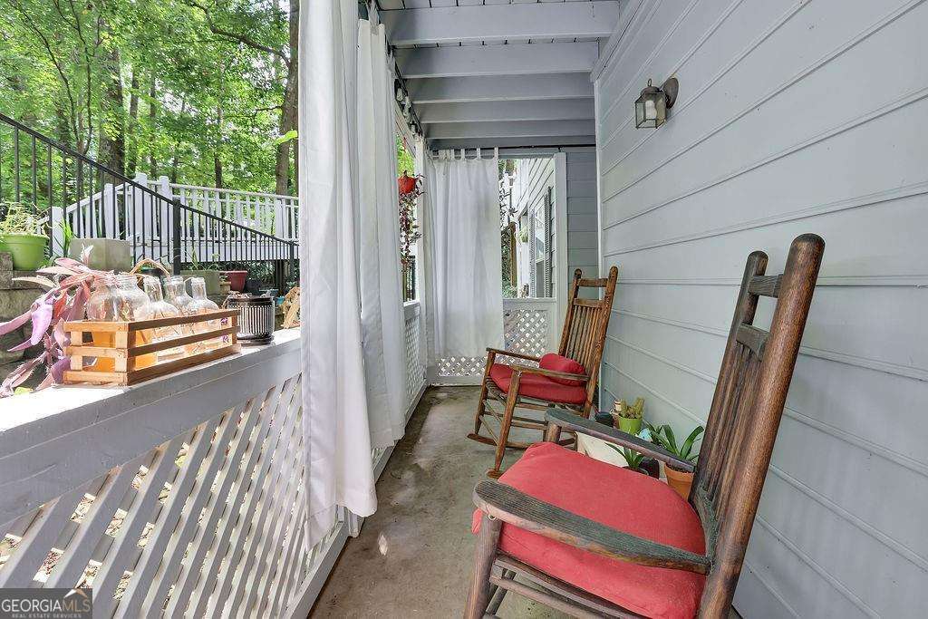 The Willows By The River - Residential