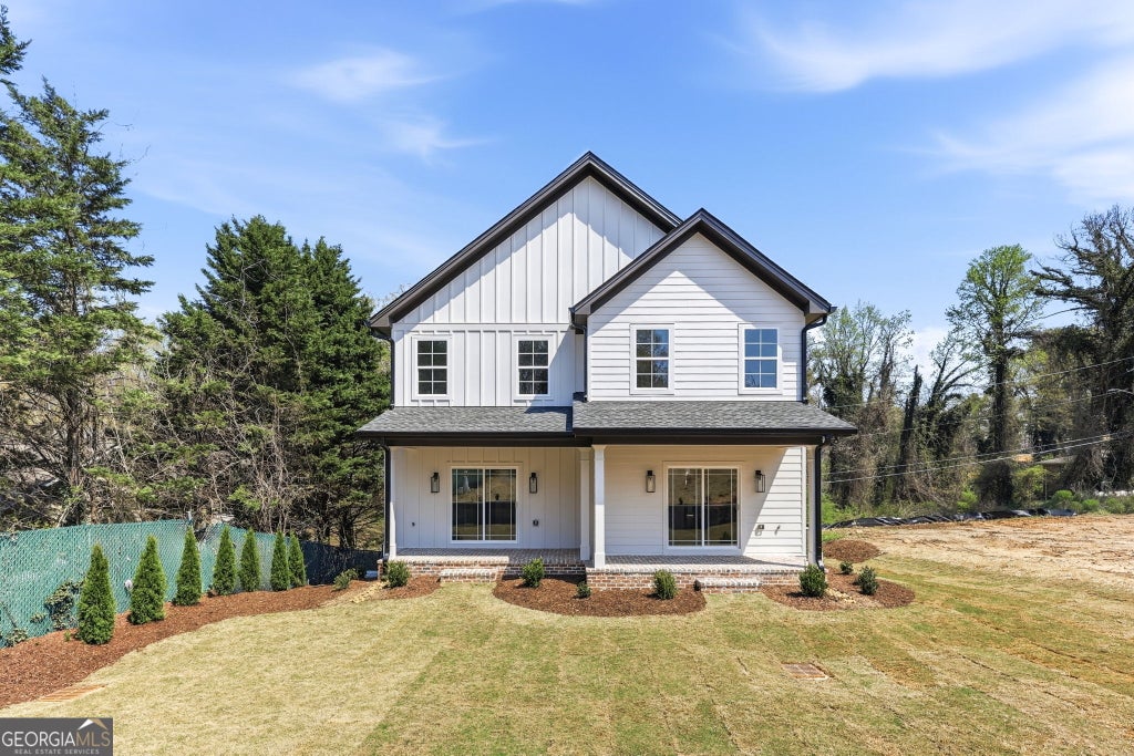 Photo of 1123 Riverside Terrace, Gainesville, GA 30501 (MLS # 10840905)