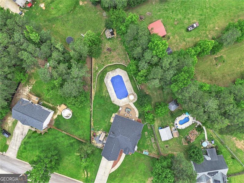 232 CHRISTIAN CIR