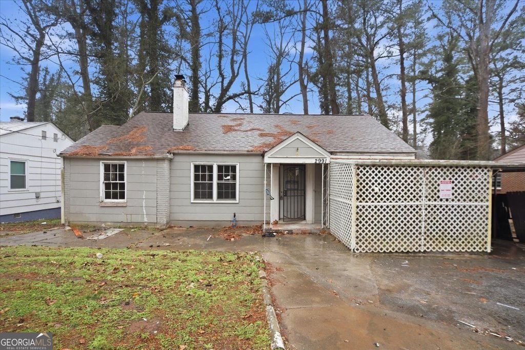 Photo of 2991 Sylvan Road, Atlanta, GA 30344 (MLS # 10680094)