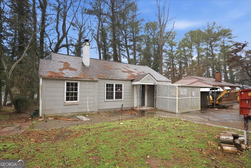 Photo of 2991 Sylvan Road, Atlanta, GA 30344 (MLS # 10680094)