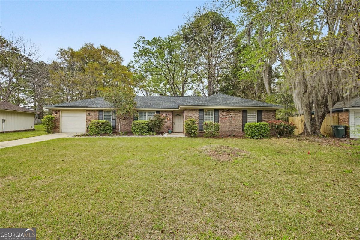 8 Chowning DR