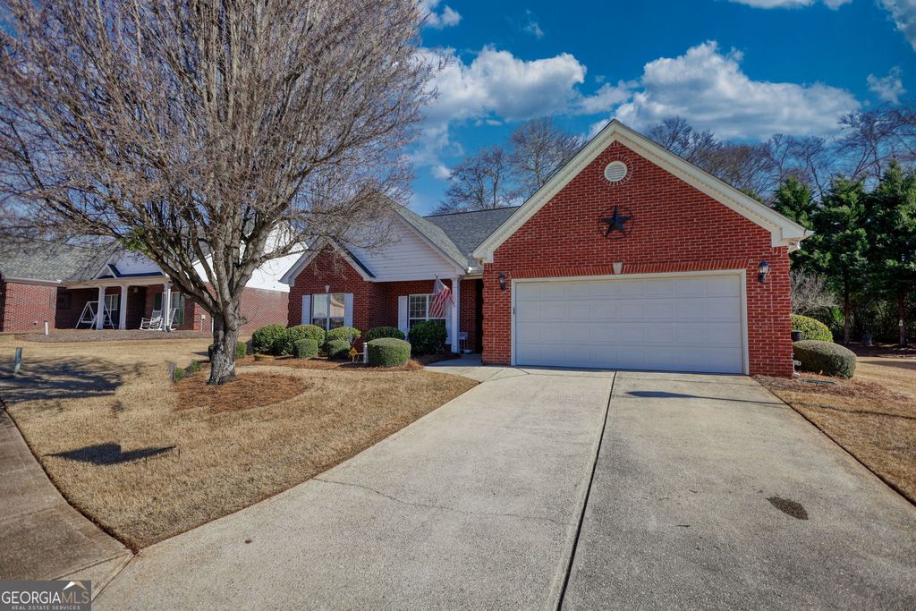 Photo of 339 Crossroads Drive, Social Circle, GA 30025 (MLS # 10772597)