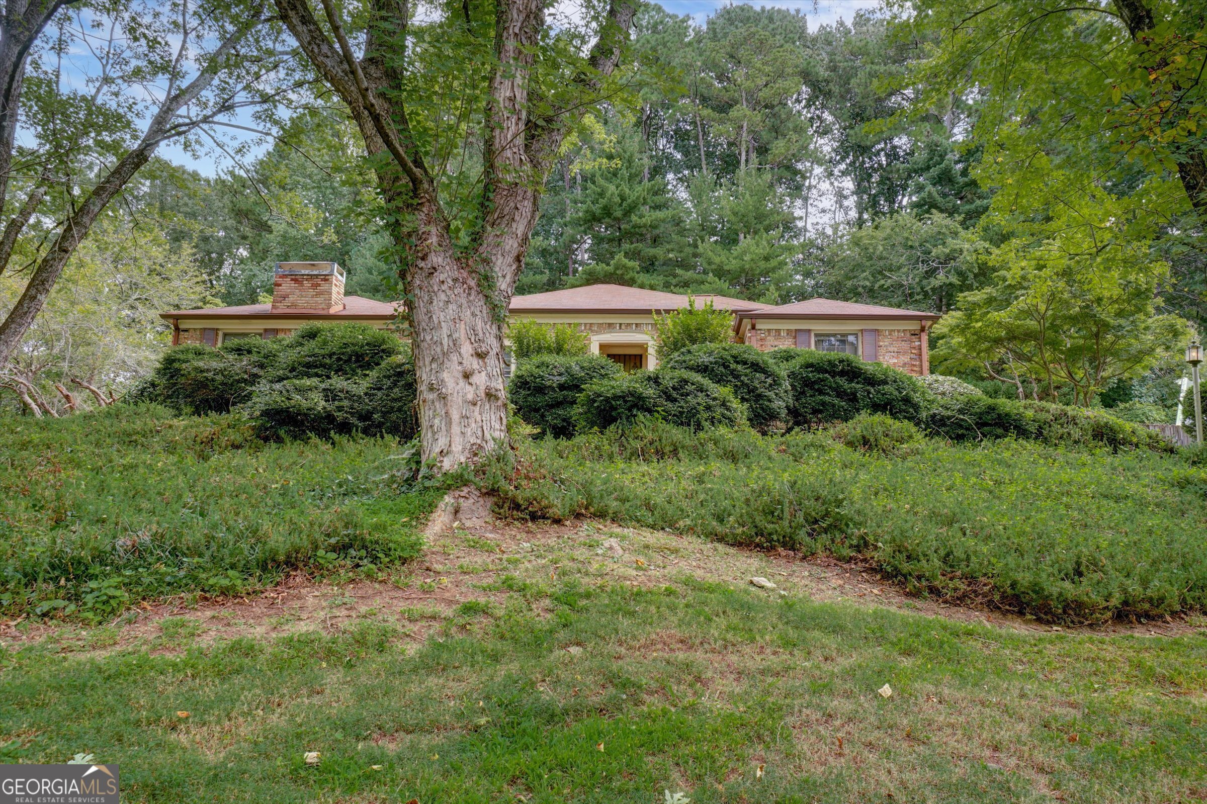 1522 Old Spring House LN