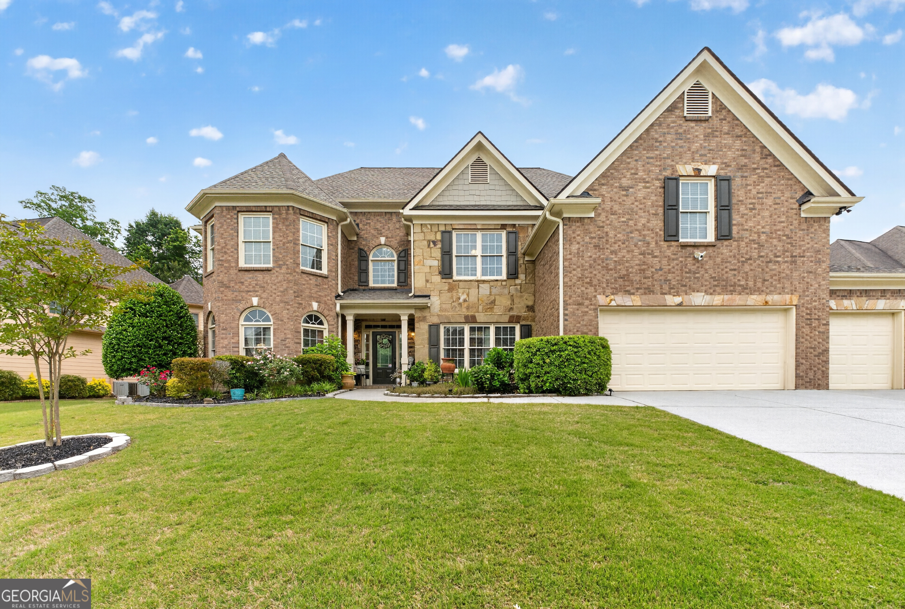 1758 Great Shoals CIR