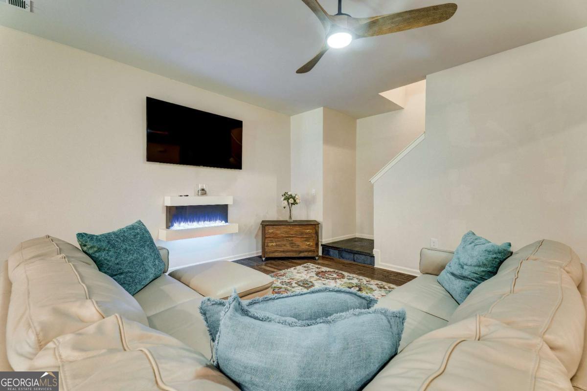 Mountain Park - Residential