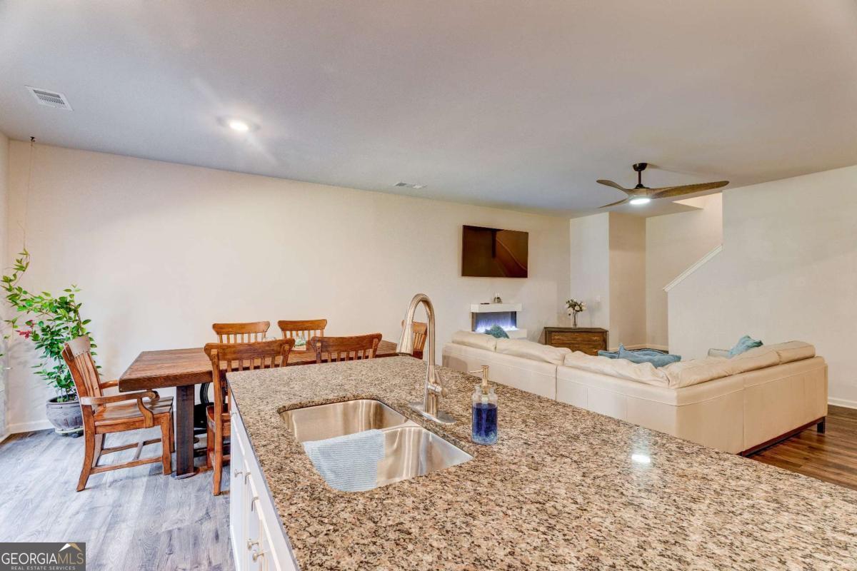 Mountain Park - Residential