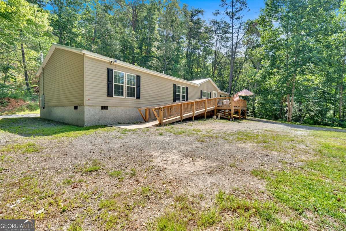 196 Whitestone DR