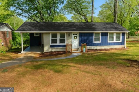 Photo of 3242 Browns Mill Road SE, Atlanta, GA 30354 (MLS # 10652150)