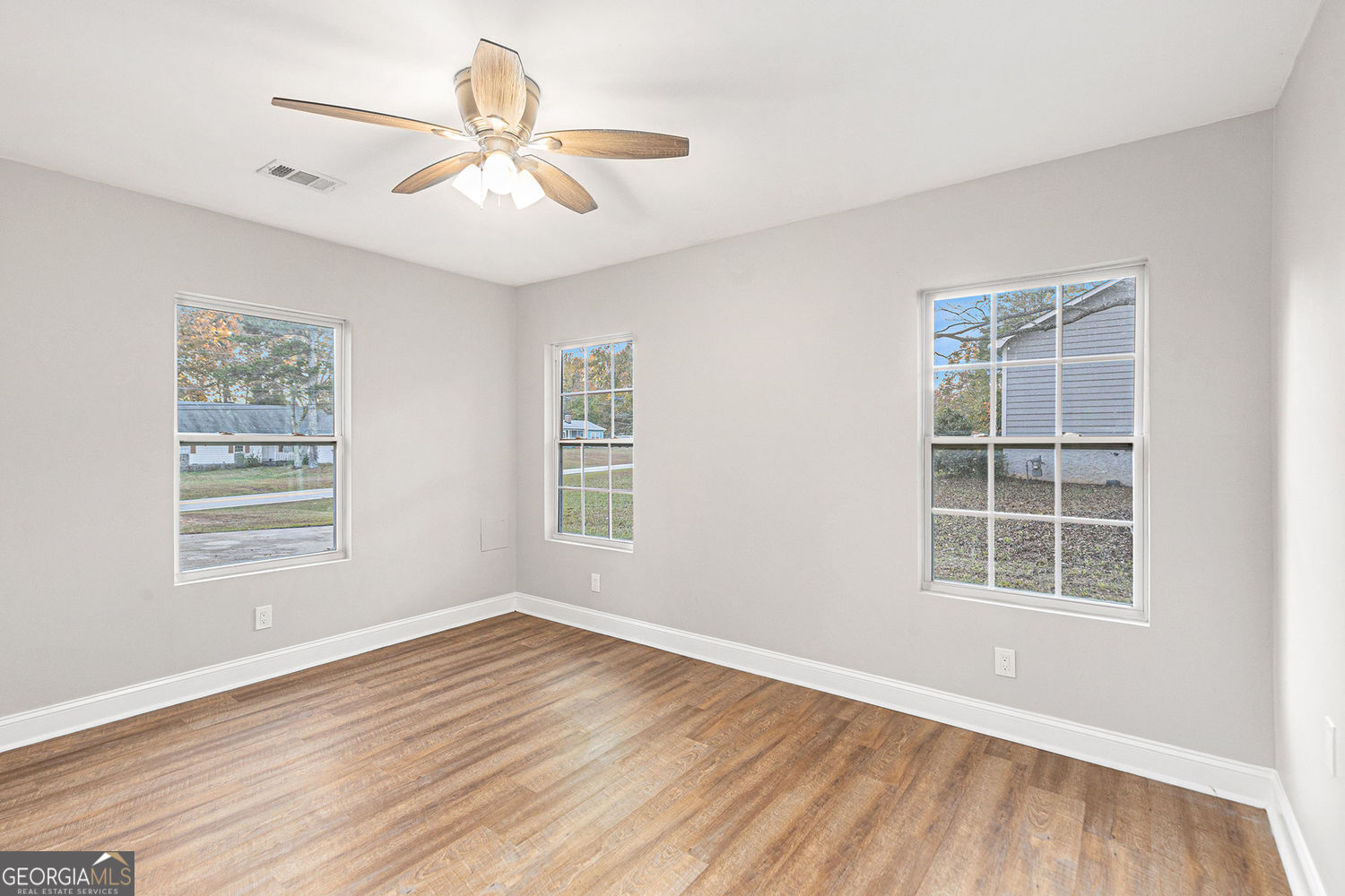 COUNTRY WALK -M154 - Residential