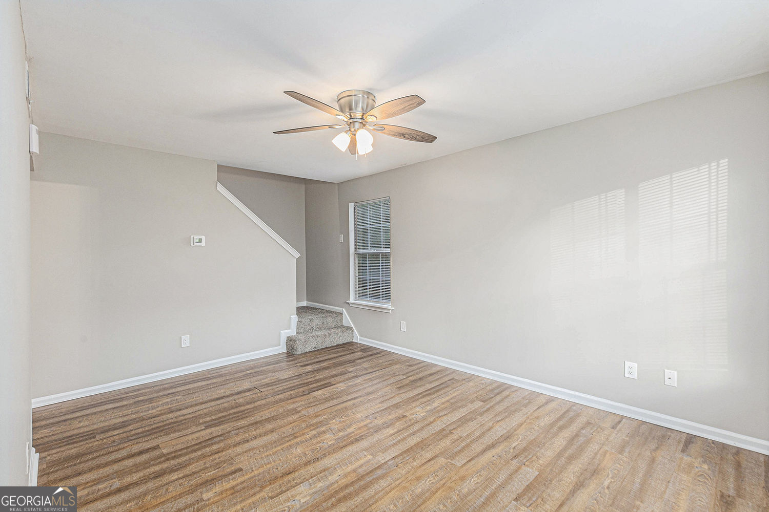 COUNTRY WALK -M154 - Residential