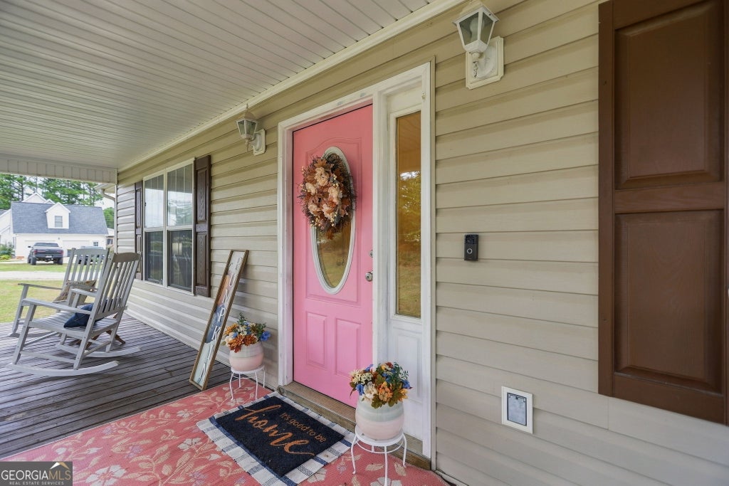 Photo of 405 Turner Rd, Newnan, GA 30263 (MLS # 10852898)