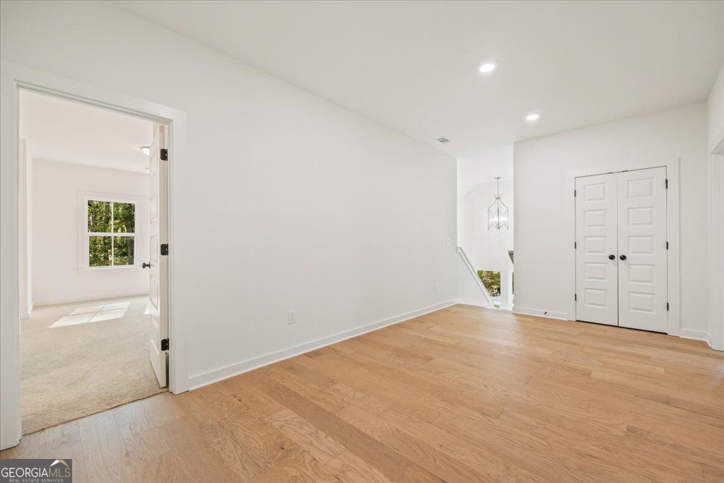 Gainesville, Georgia 30506, United States, 5 Bedrooms Bedrooms, ,5 BathroomsBathrooms,Residential,Active,222641