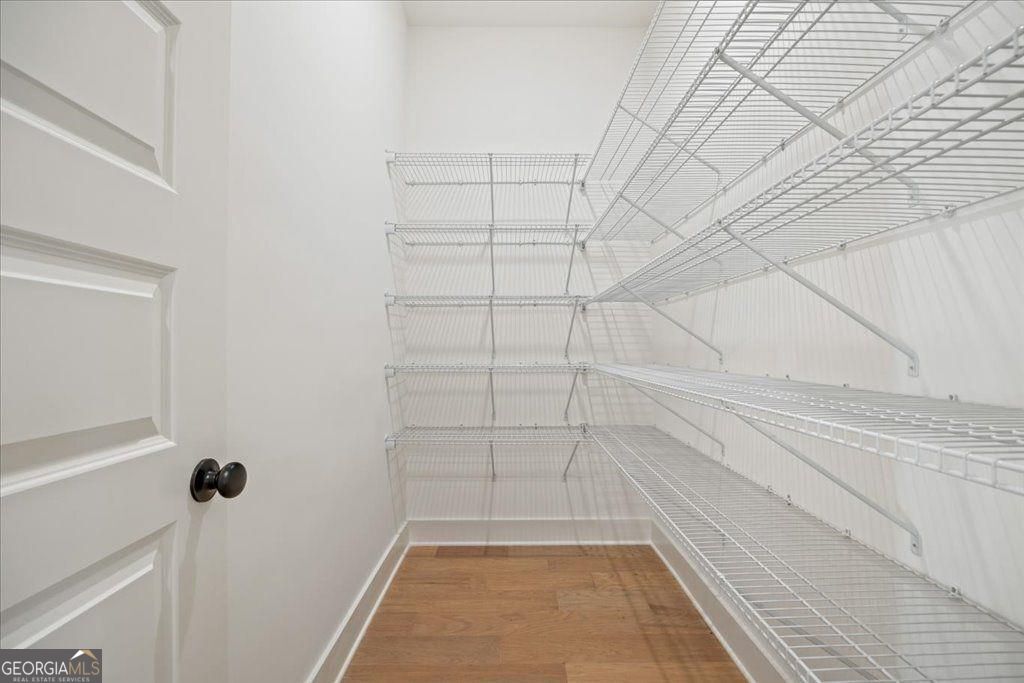 Gainesville, Georgia 30506, United States, 5 Bedrooms Bedrooms, ,5 BathroomsBathrooms,Residential,Active,222641