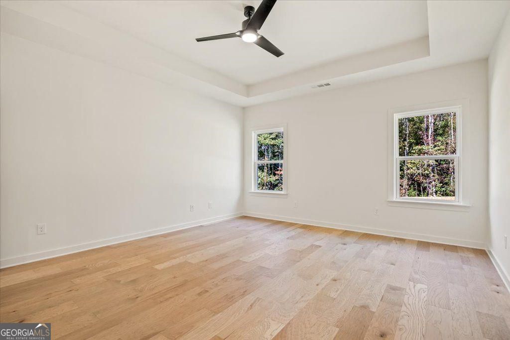 Gainesville, Georgia 30506, United States, 5 Bedrooms Bedrooms, ,5 BathroomsBathrooms,Residential,Active,222641