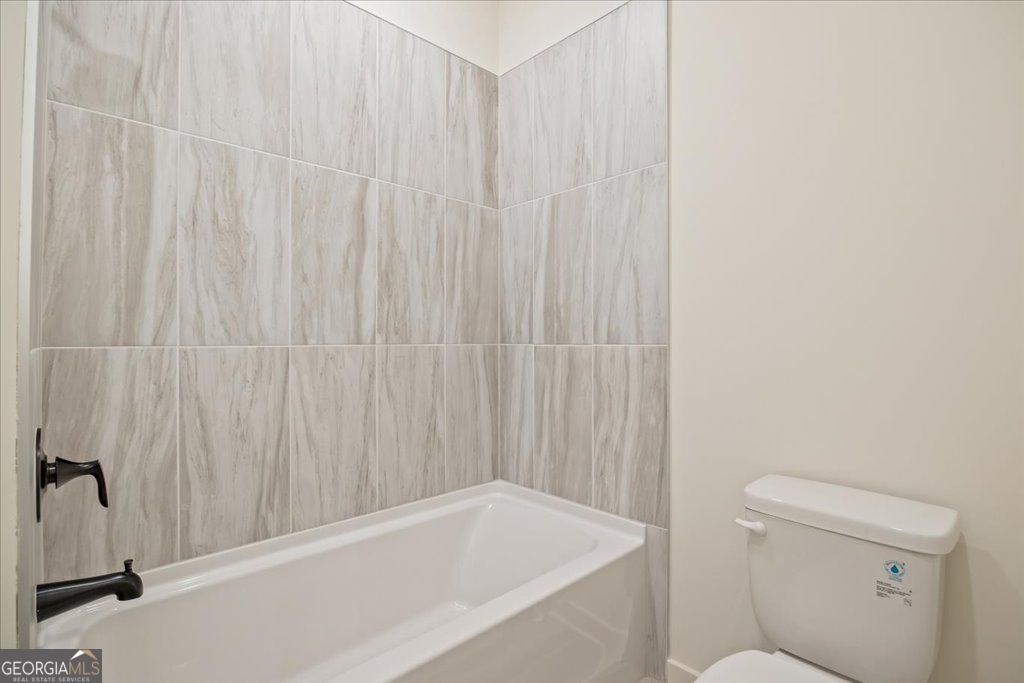 Gainesville, Georgia 30506, United States, 5 Bedrooms Bedrooms, ,5 BathroomsBathrooms,Residential,Active,222641