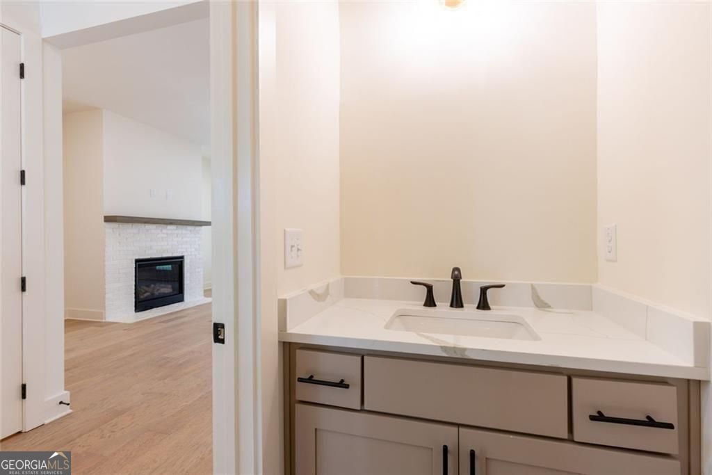 Gainesville, Georgia 30506, United States, 5 Bedrooms Bedrooms, ,5 BathroomsBathrooms,Residential,Active,222641