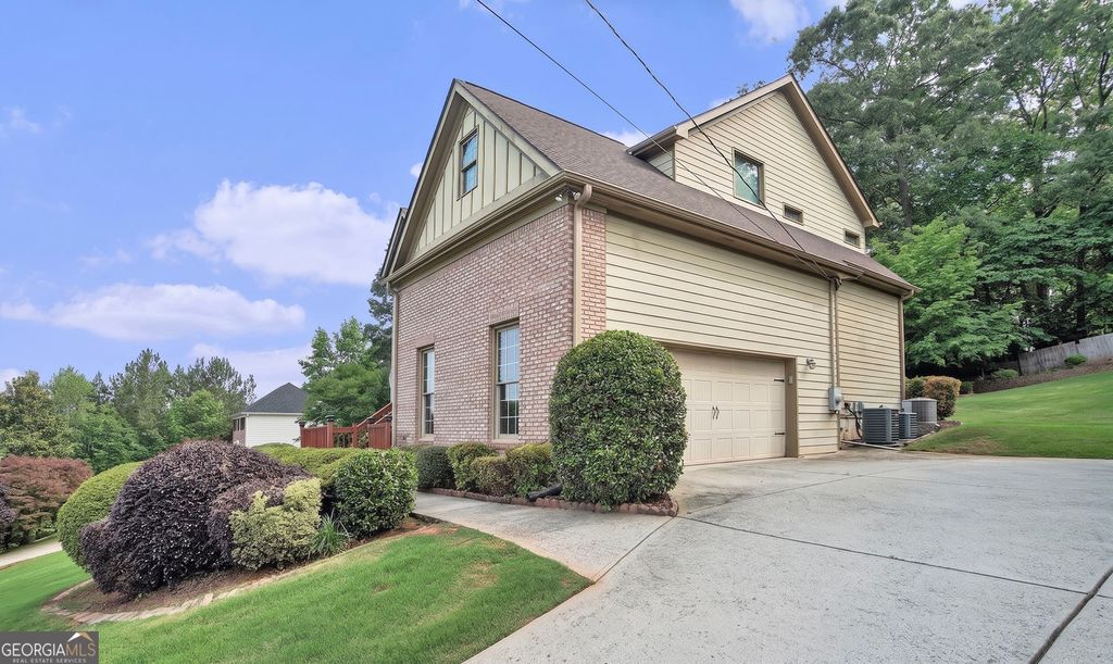 Photo of 3641 Mountain Cove Road, Snellville, GA 30039 (MLS # 10737060)