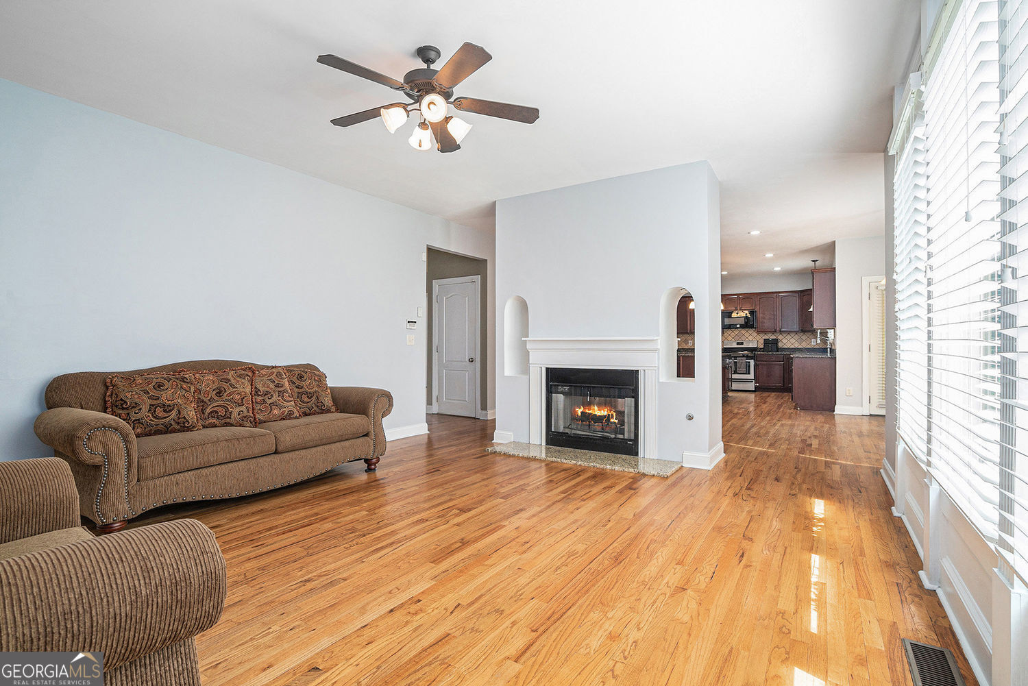 3641 Mountain Cove RD