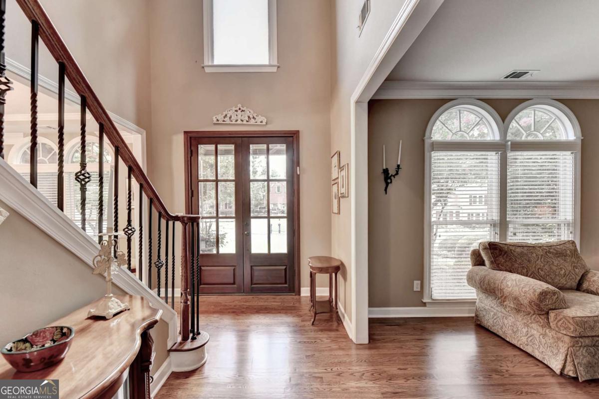 655 Rosebury LN