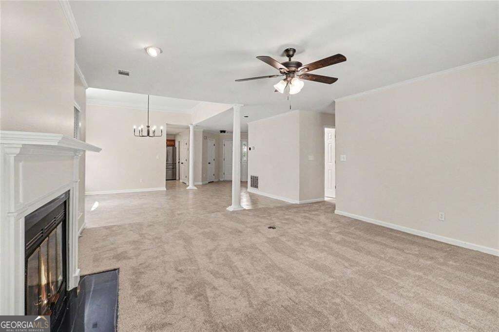 7101 Woodridge LN