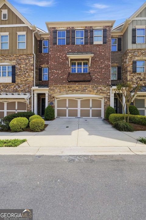 917 Dumaine TRCE Atlanta GA 30328