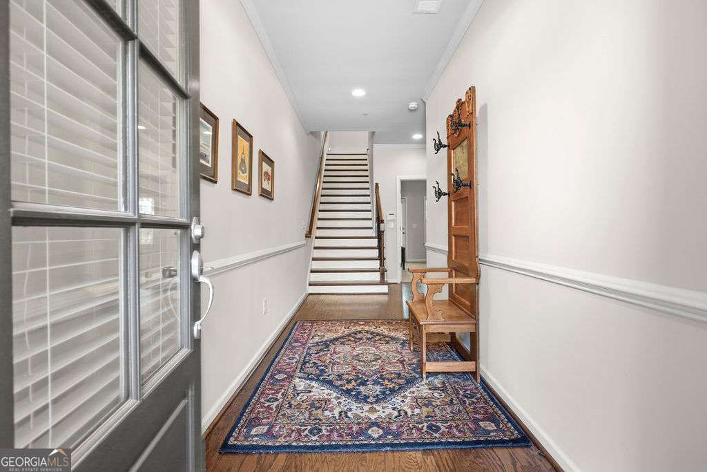 Photo of 917 Dumaine Trace, Atlanta, GA 30328 (MLS # 10725116)