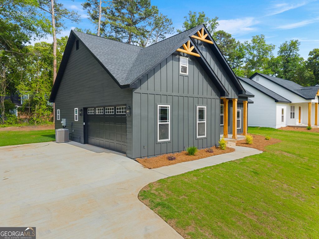 Photo of 118 Merri Valley Road, Warner Robins, GA 31088 (MLS # 10769588)