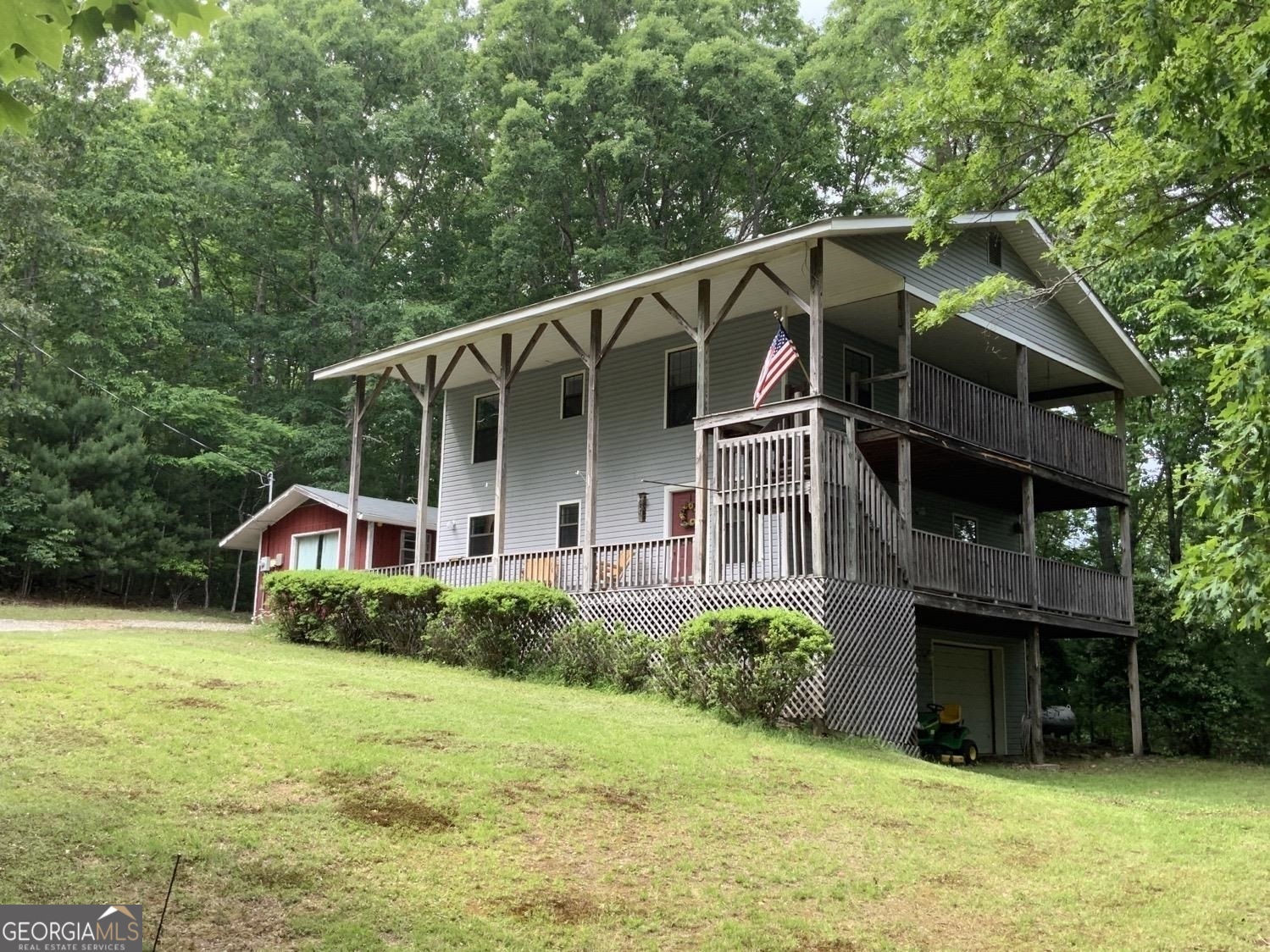 277 Hamilton RD