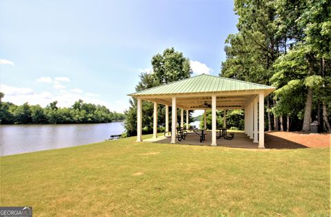 A home in Newnan