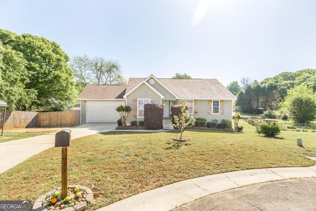 Photo of 111 Ashford Park, Bonaire, GA 31005 (MLS # 10731416)