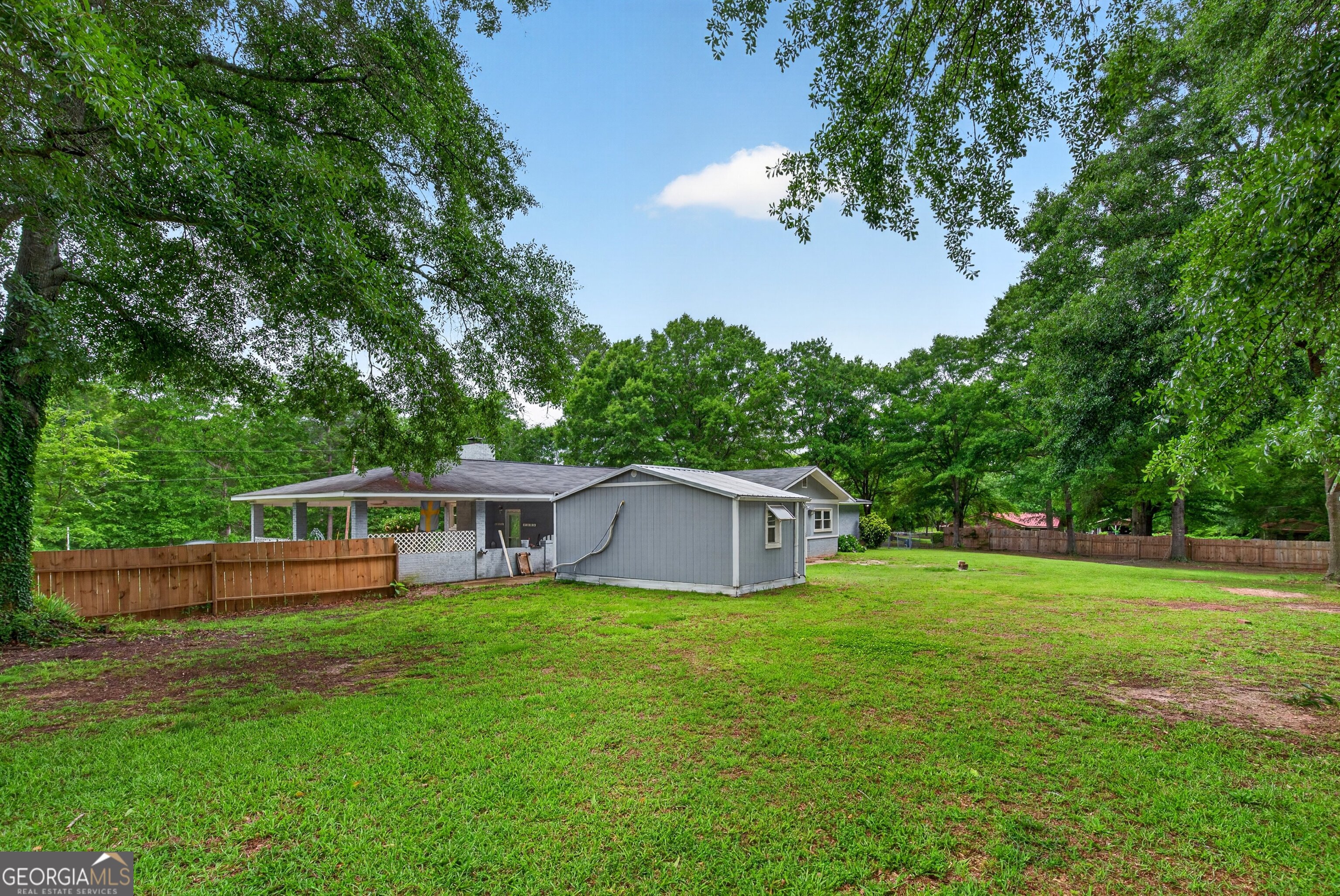 130 Forest LN
