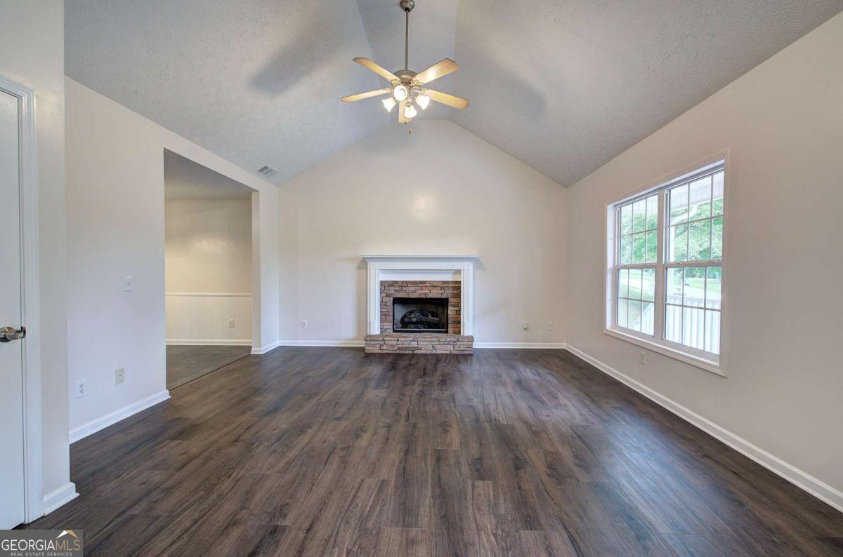 302 Crystal Creek DR