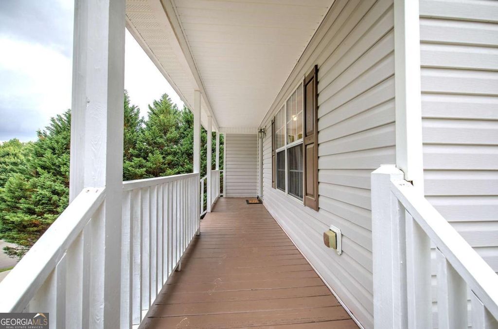 Photo of 302 Crystal Creek Drive, Jasper, GA 30143 (MLS # 10770724)
