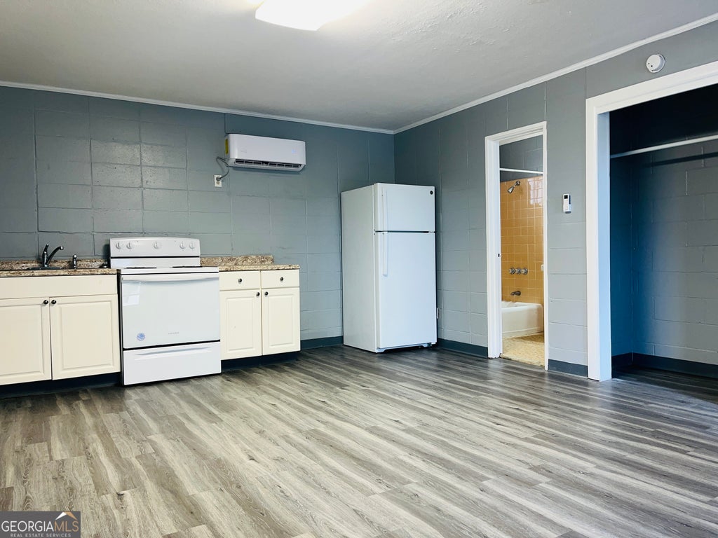 Photo of 128 S Main Avenue #UNIT 08, Pine Mountain, GA 31822 (MLS # 10880483)