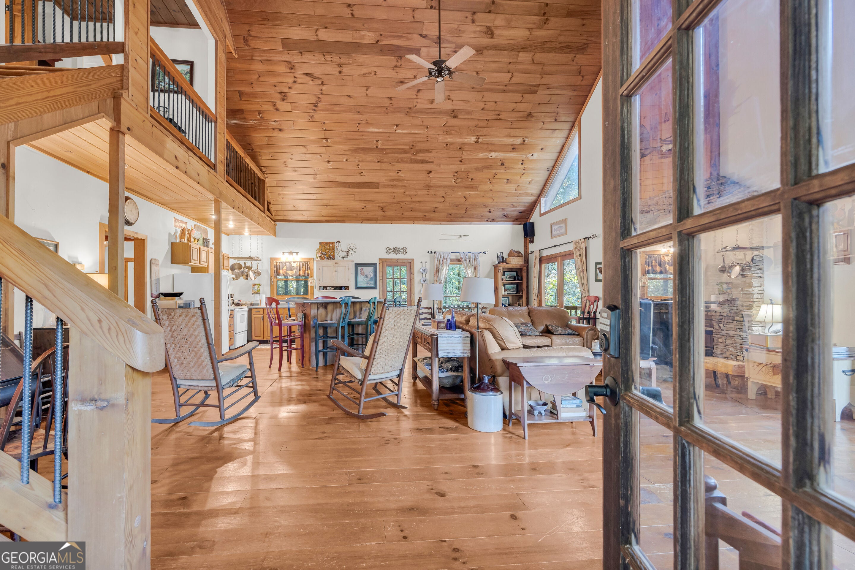 380 White Pine CIR