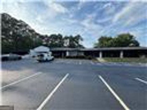 5000 Mcginnis Ferry RD Alpharetta GA 30005