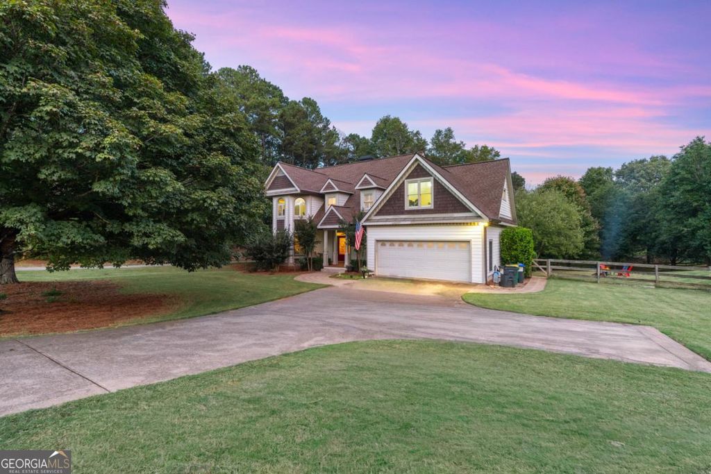 Photo of 1350 Hendon Road, Woodstock, GA 30188 (MLS # 10672084)