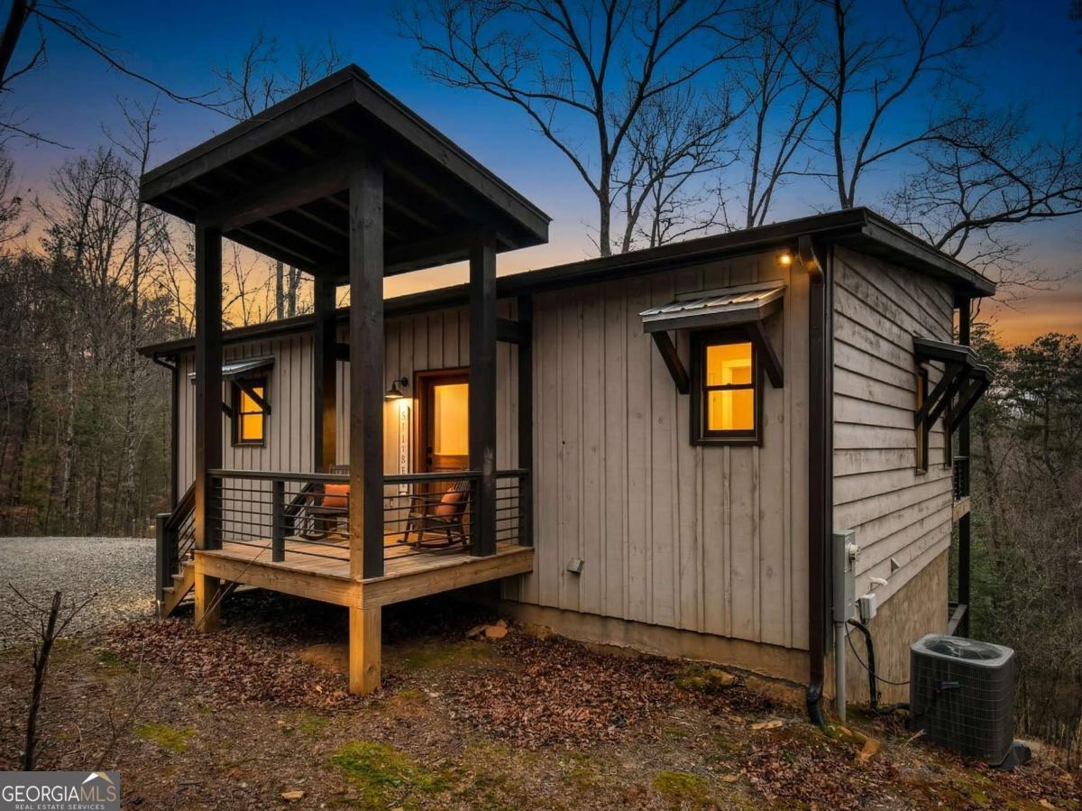 171 Cohutta Overlook LN