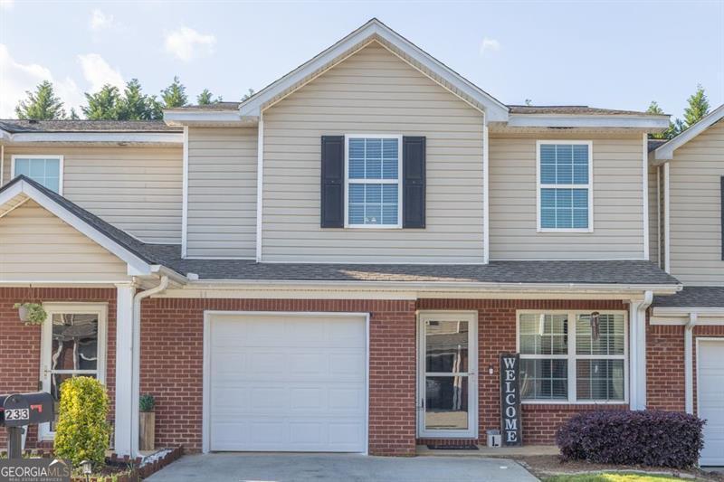 233 TARA COMMONS WALK