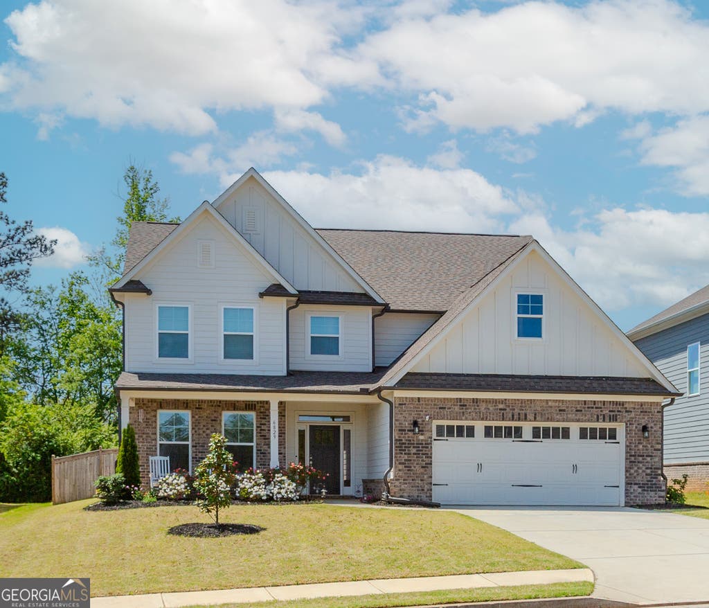 Photo of 6829 Benjamin Drive, Flowery Branch, GA 30542 (MLS # 10794444)