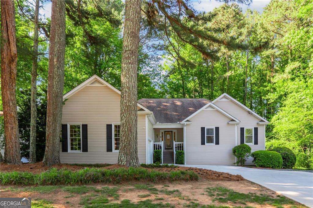 6011 Crabapple WAY