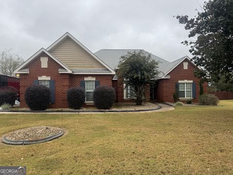 104 Flora CIR Warner Robins GA 31088