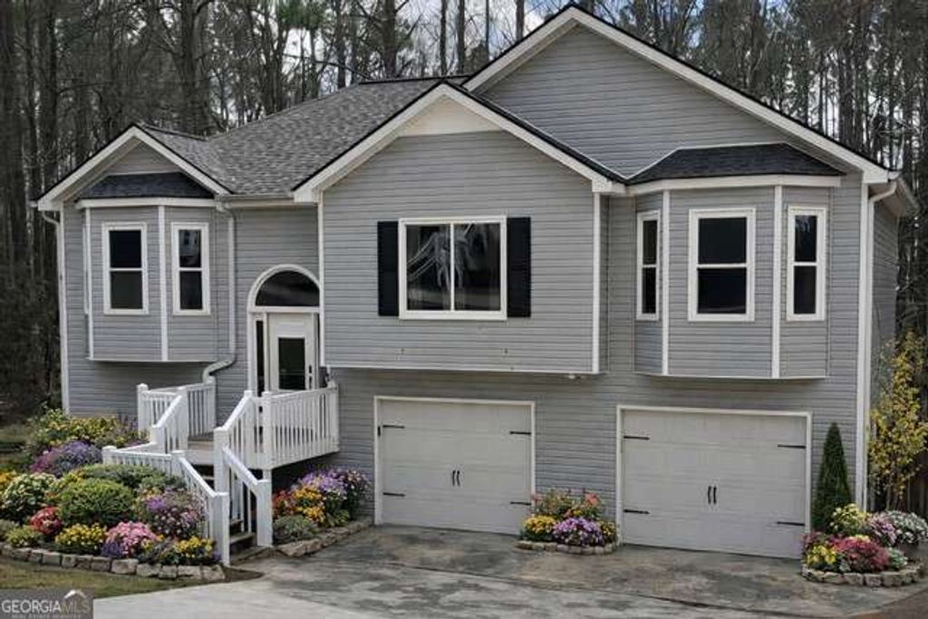 Photo of 195 Amber Trace, Dallas, GA 30132 (MLS # 10711181)