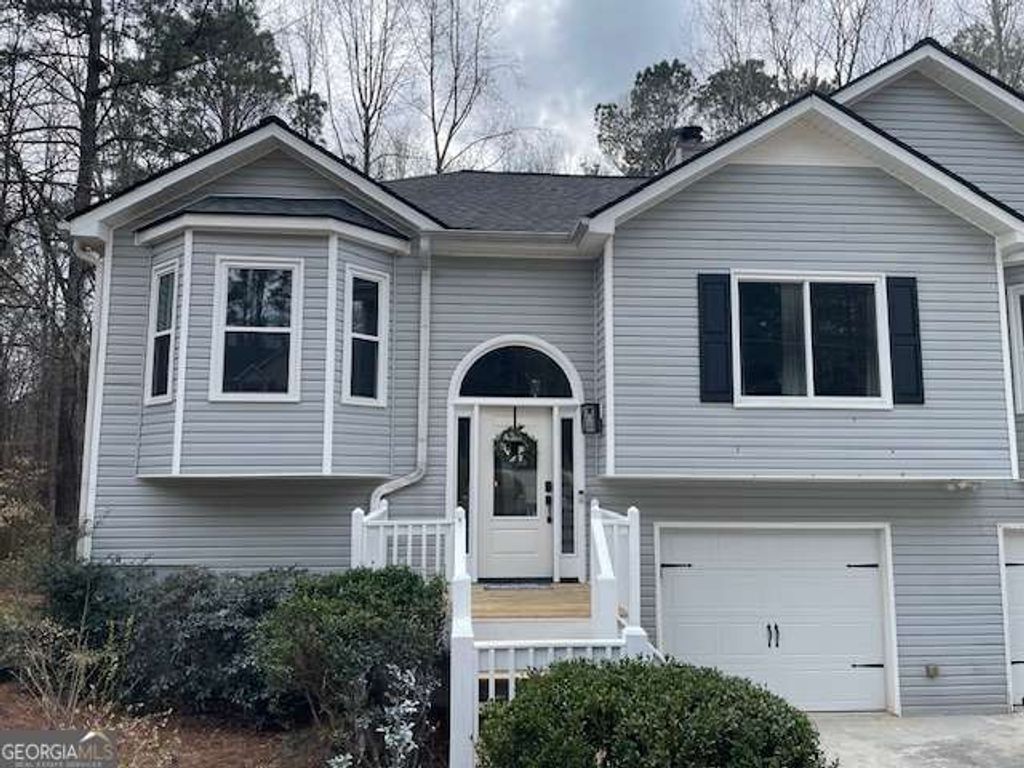 Photo of 195 Amber Trace, Dallas, GA 30132 (MLS # 10711181)