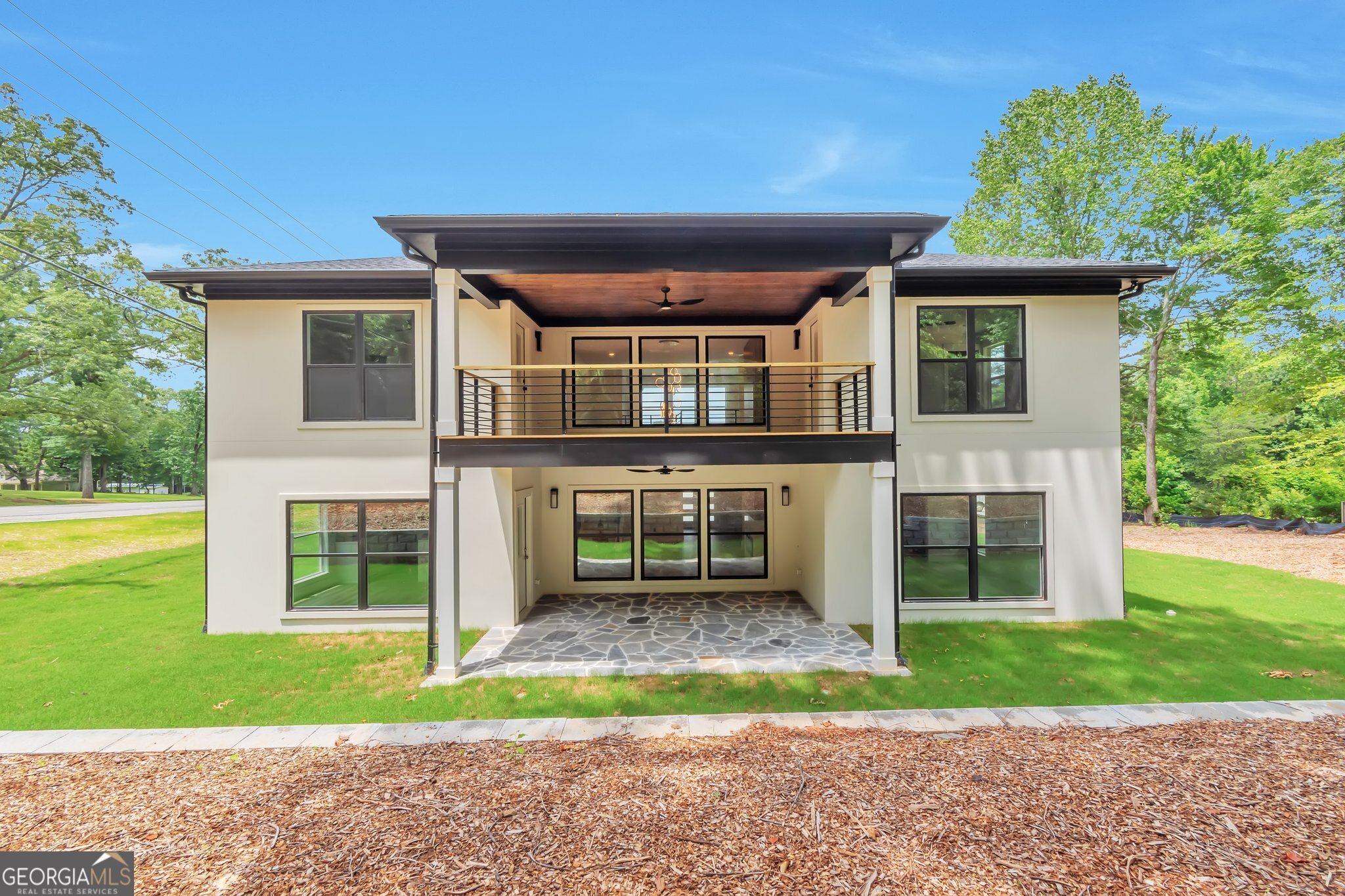 2808 S Arbor DR
