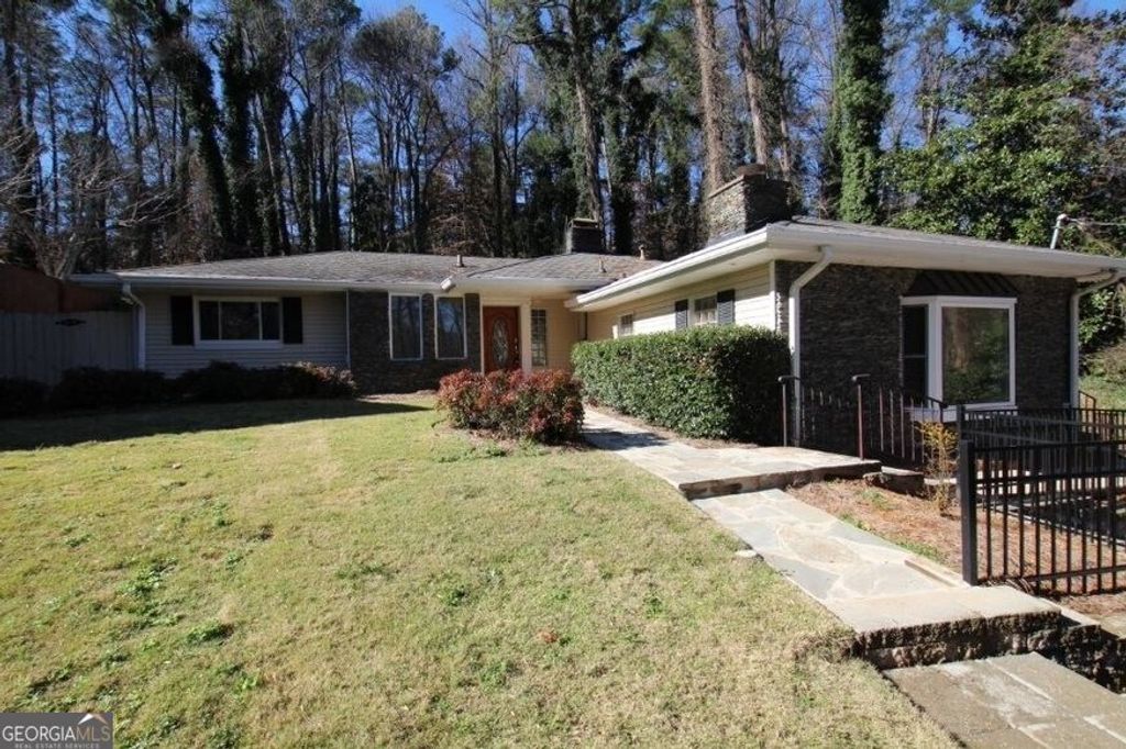 Photo of 4104 N IVY Road NE, Atlanta, GA 30342 (MLS # 10652166)
