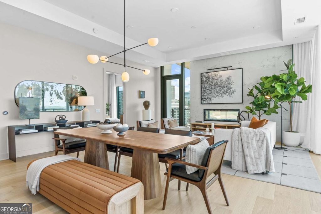 Photo of 40 12th Street NE #1906, Atlanta, GA 30309 (MLS # 10679901)