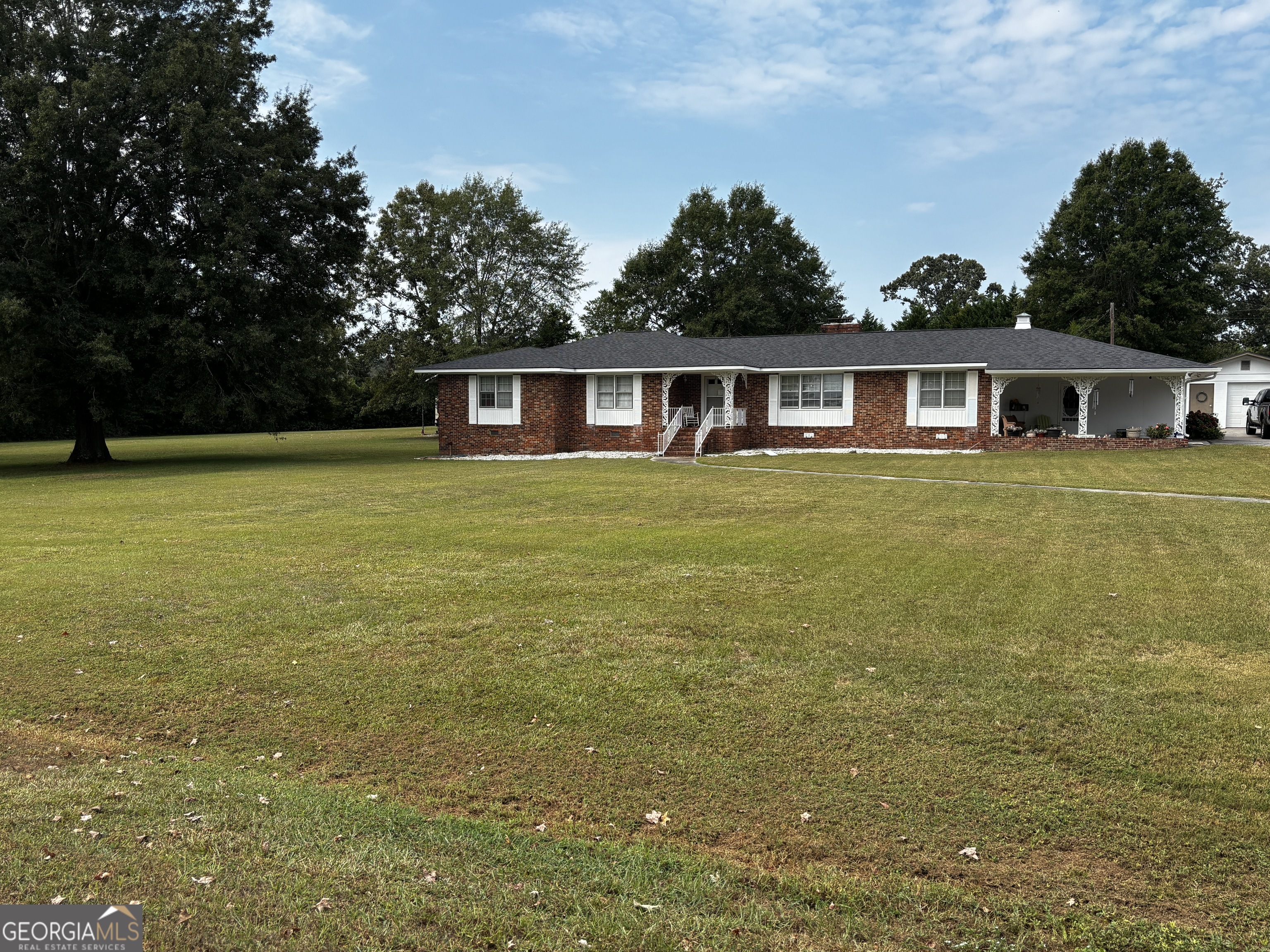 207 Old Thomson RD